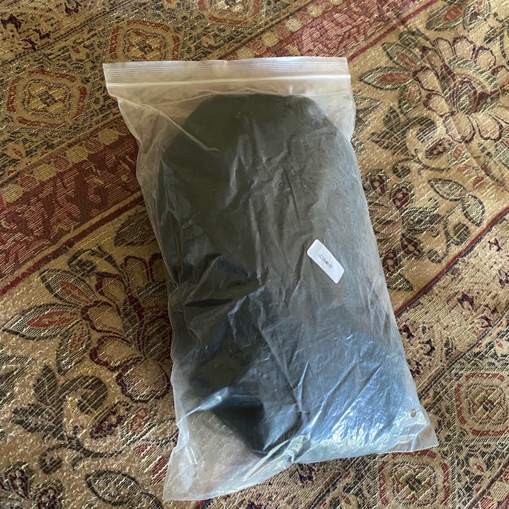 18-20in Long Black Synthetic Wig